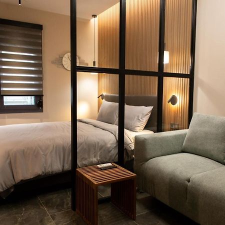 Modern Studio 2 In Veria Center, Near Elia Square Экстерьер фото